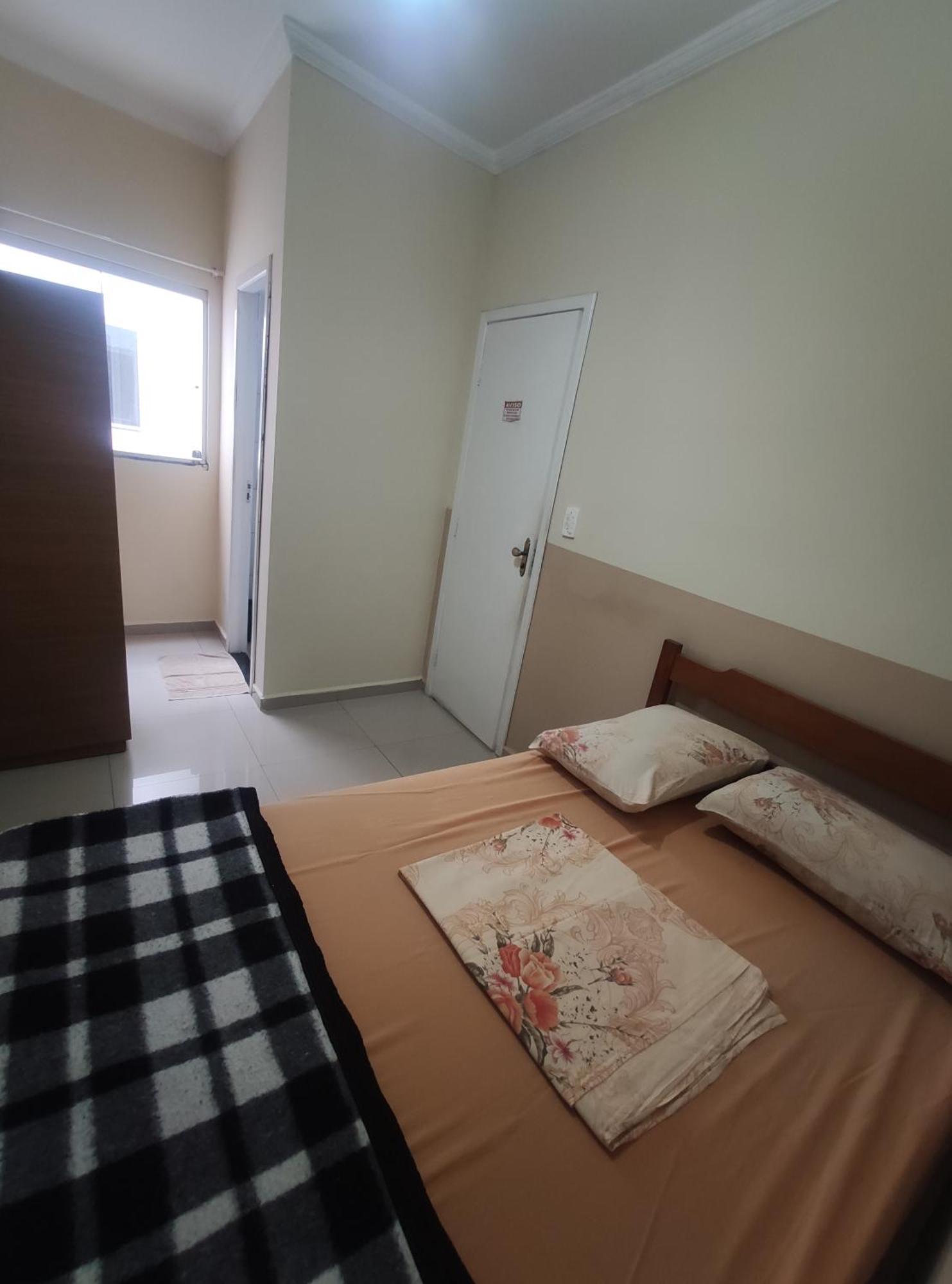 Pousada Sao Miguel Arcanjo Ξενοδοχείο Aparecida  Δωμάτιο φωτογραφία